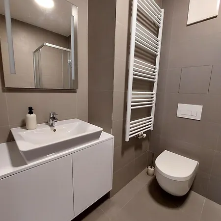 Zoku S Private Garage Parking Free Kosice