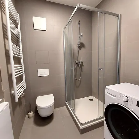 Zoku S Private Garage Parking Free شقة *