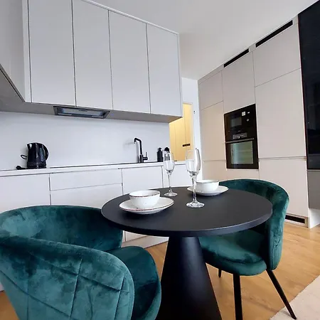 Apartment Zoku S Private Garage Parking Free